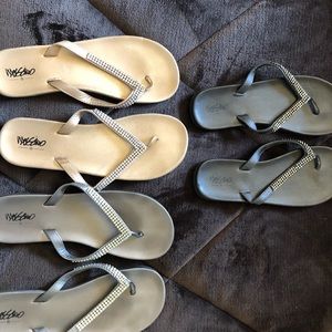 mossimo lula flip flops